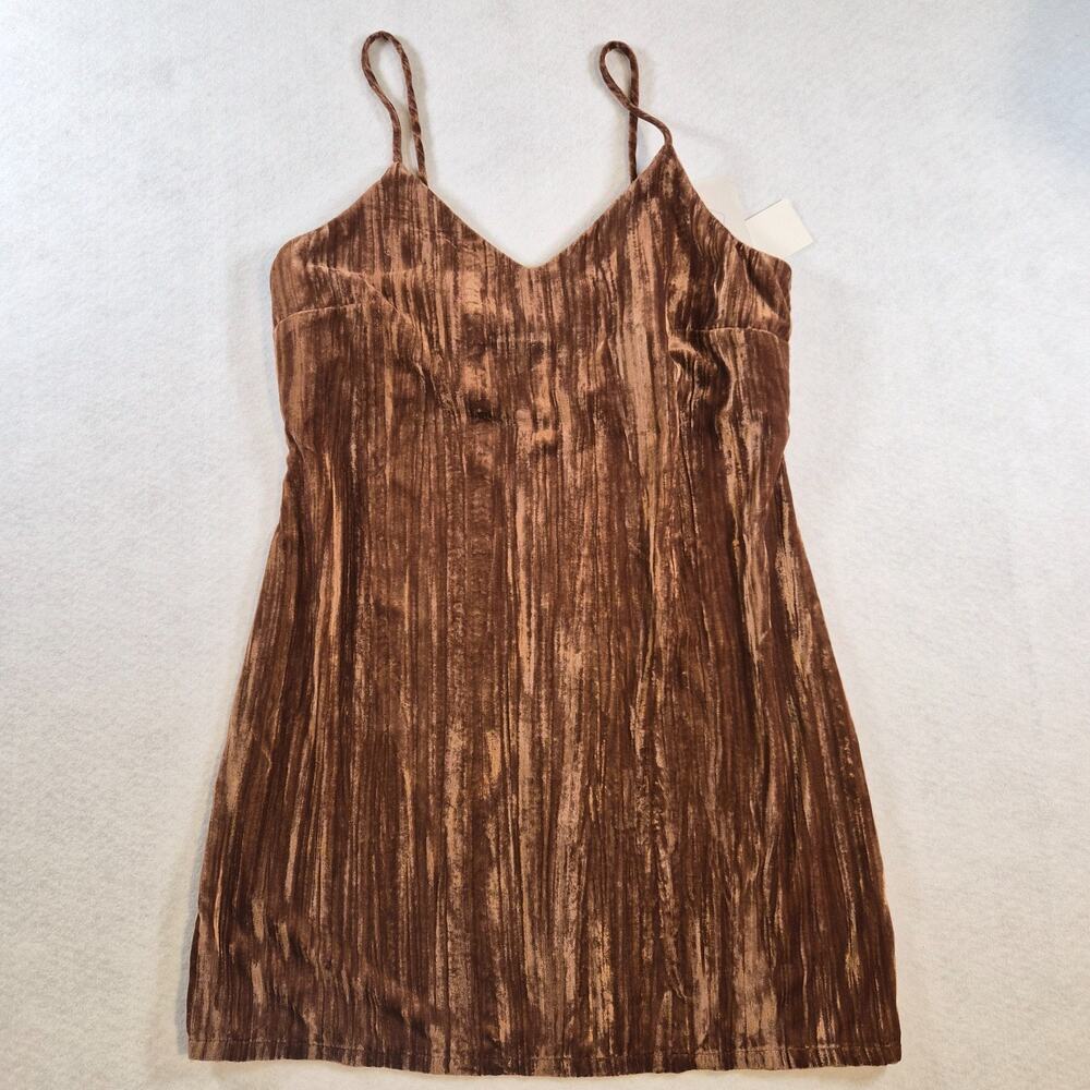 NWT Elodie Velvet Sleevless Mini Dress Clay Brown V-Neck Size Medium Juniors